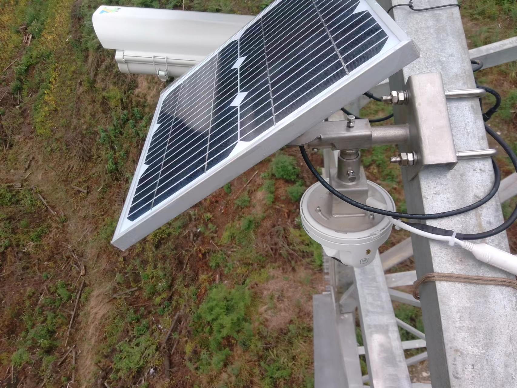 輸電線路微云臺(tái)監(jiān)控裝置 輸電線路微云臺(tái)監(jiān)控裝置